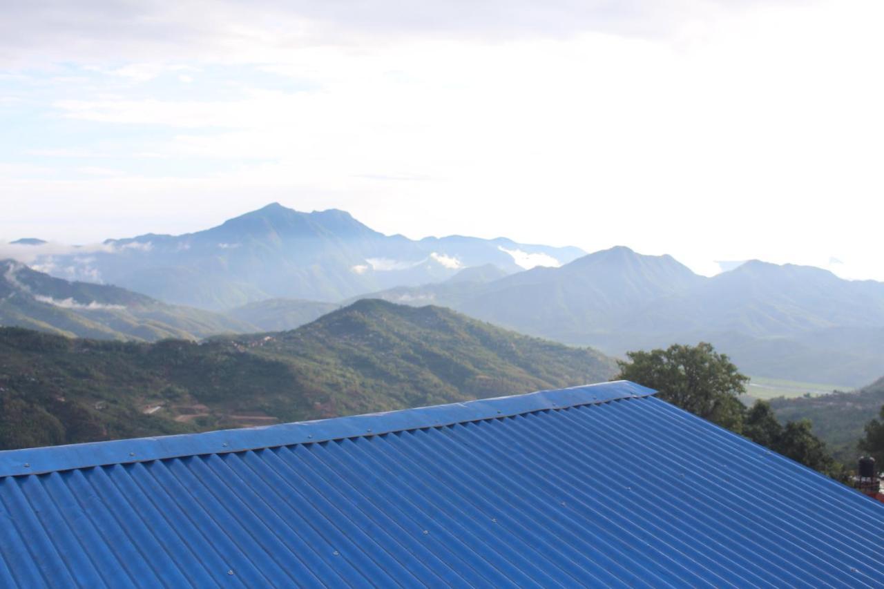 Universal Hotel & Lodge - Gorkha Exterior photo