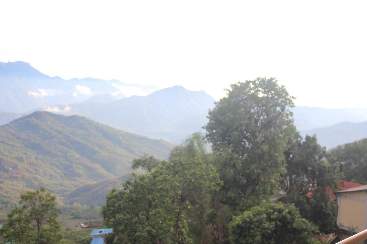 Universal Hotel & Lodge - Gorkha Exterior photo