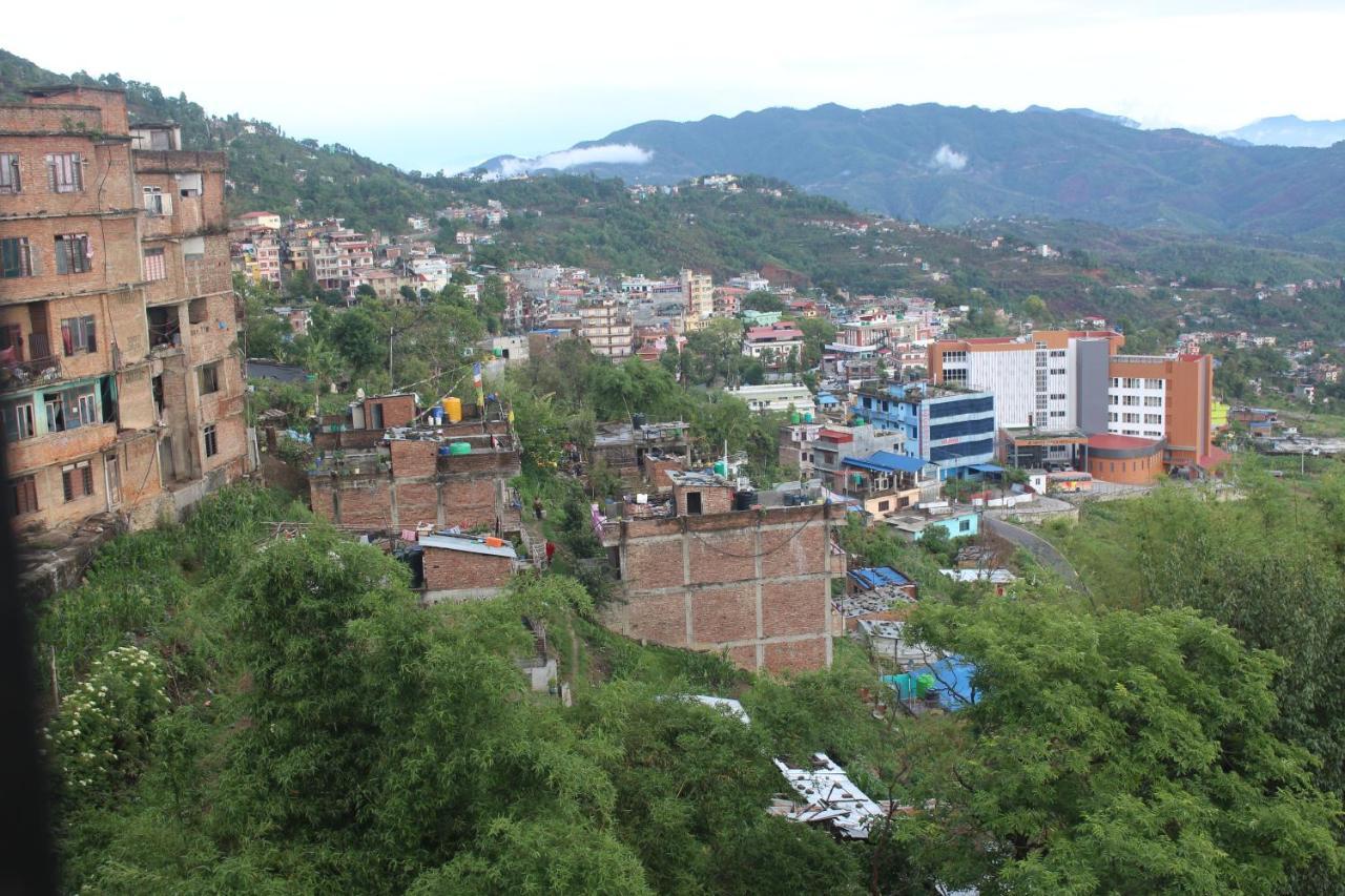 Universal Hotel & Lodge - Gorkha Exterior photo